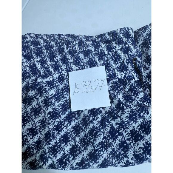 a.n.a. Women’s Elastic Waist Drawstring 2 Pockets Satin Shorts Size M Blue White - Picture 10 of 10